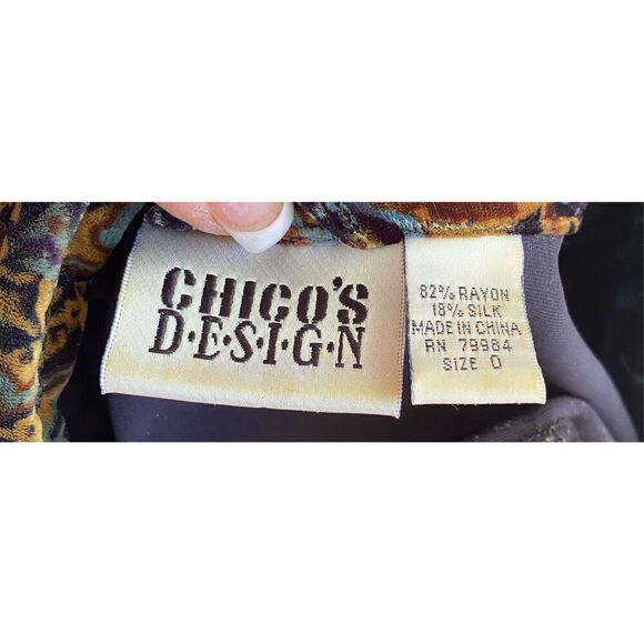 Chico’s Design Velvet/Velour Silk Blend Button Front Blouse Sz. S Whimsygoth Boh - Picture 7 of 7